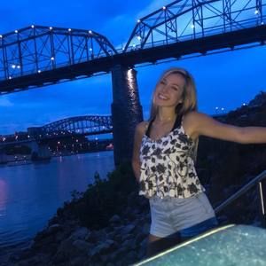 Meet your Posher, Maggie